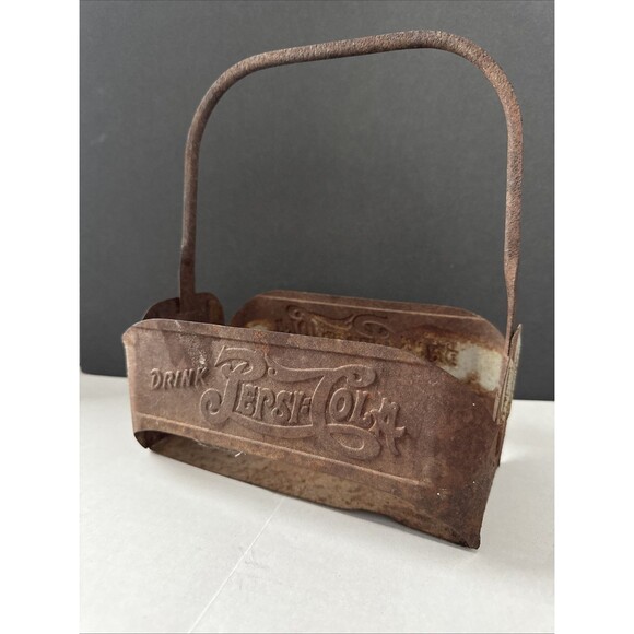 Vintage Pepsi Cola Metal Bottle Carrier Old Collectible Weathered Memorabilia - Picture 2 of 12
